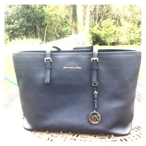 Large Michael Kors Jet Set Travel Tote